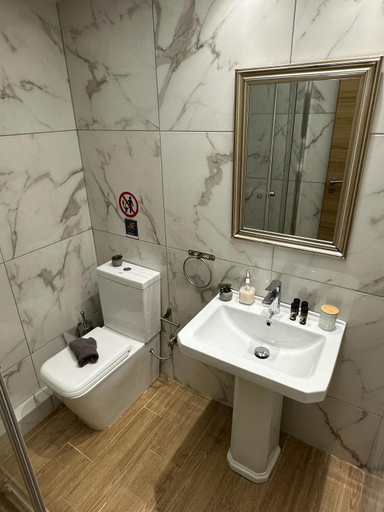 Bathroom 2, Ermou Downtown Suites by Athens Urban Retreat, Attica