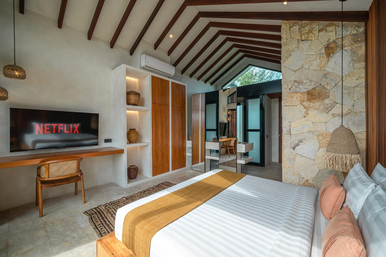 Bedroom 2, Villa Naoki - 1BR Architectural Gem In Canggu, Badung