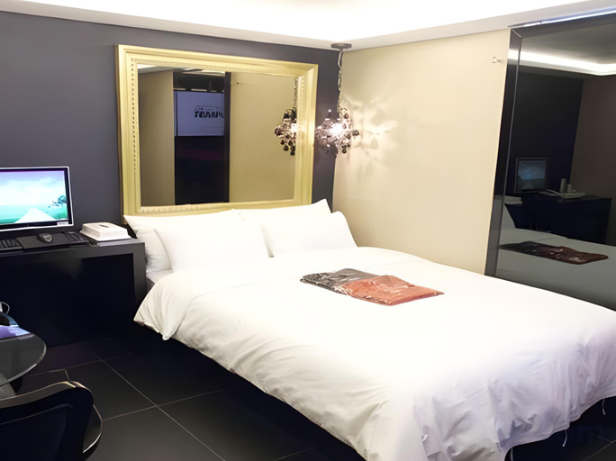 Bedroom 3, Sinchon Cindy, Seodaemun