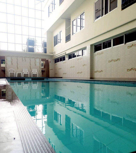 Sport & Beauty 2, Sivaphruek Place, Muang Nonthaburi