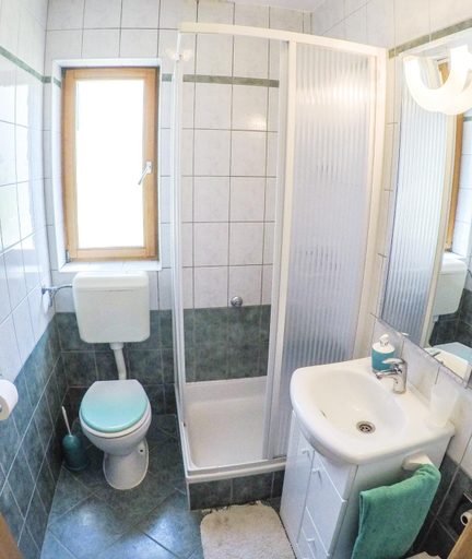 Bathroom 3, Apartments Irena, Zadar