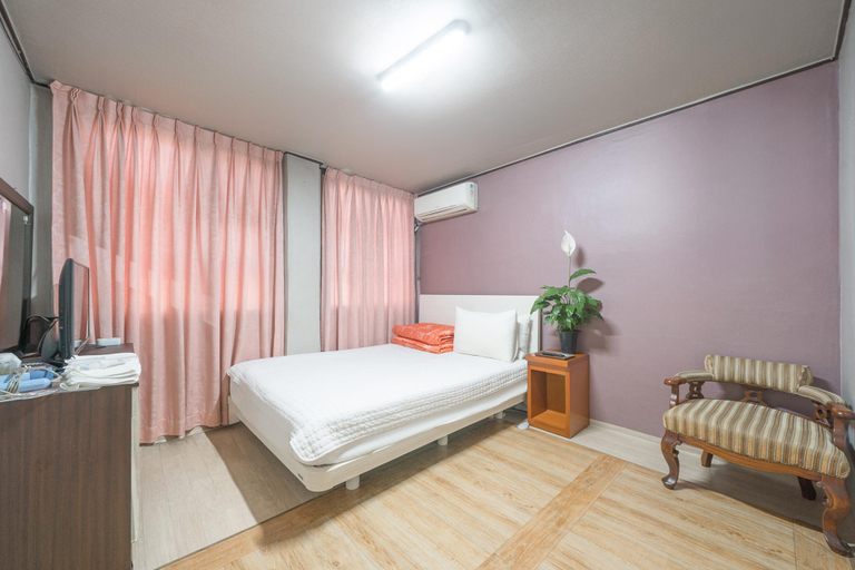 3, Busan Seodong Galaxy, Dongnae