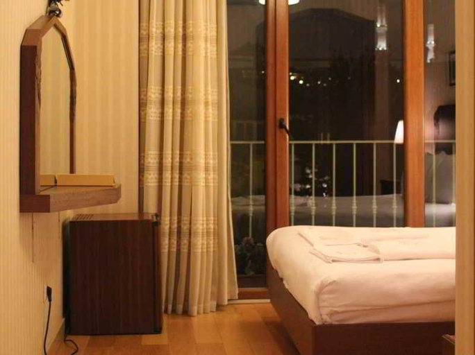 Bedroom 3, Bucoleon by Cheers, Fatih