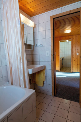 Bathroom 3, Chalet Weisshorn 4, Raron