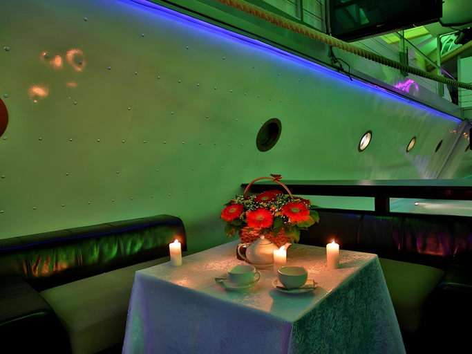 Food & Drinks 4, Hotel Pargolovsky, Sankt-Peterburg gorsovet