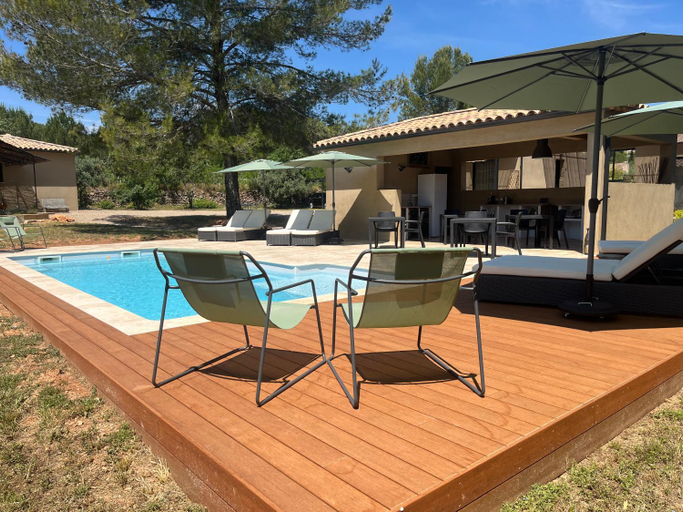 Sport & Beauty 5, Les maisons de loup a loup, Var