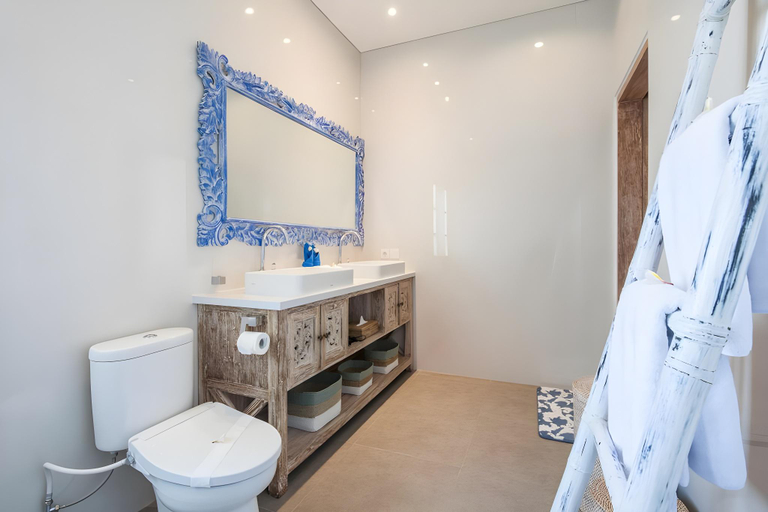 Bathroom 3, Stylish Private Three Bedroom Villa, Badung