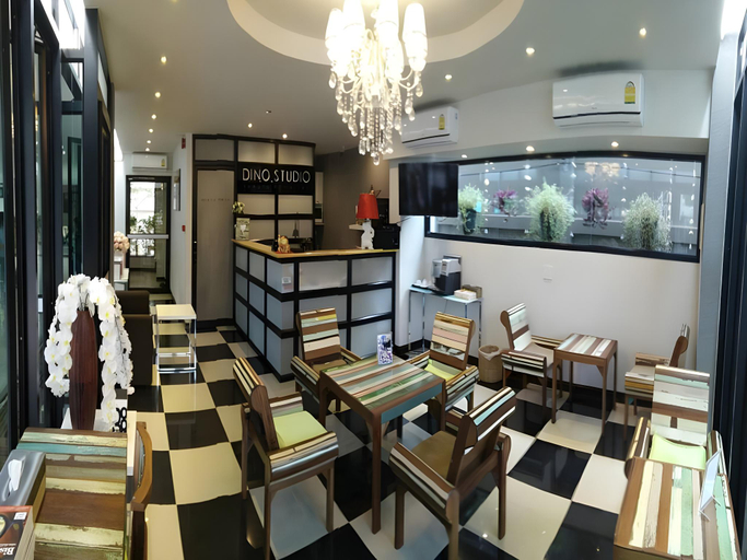 Food & Drinks, Dino Studio Luxury Homestay, Muang Kalasin