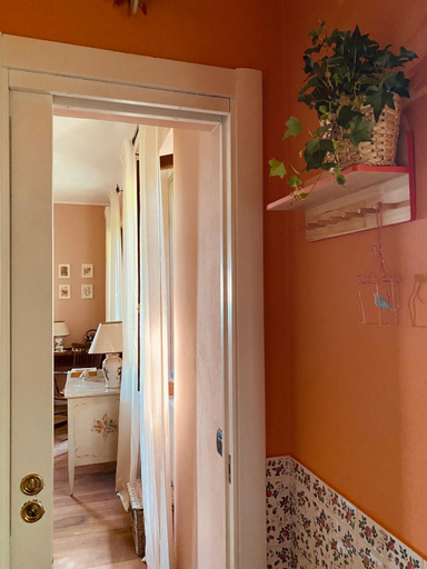 Bathroom 2, La quercia e lo scoiattolo, Bergamo