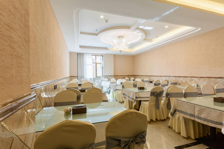 Food & Drinks, Rezen Select Hotel Yining, Ili Kazakh