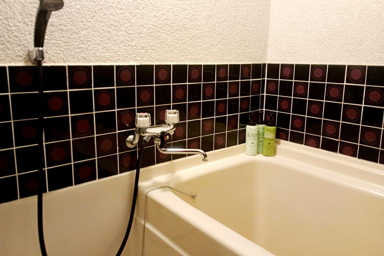 Bathroom 4, Karatsu Hot Spring Ryokan Wataya, Karatsu