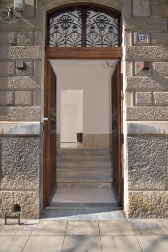 Exterior & Views 2, Palazzo Gregorietti Boutique Apartments, Palermo