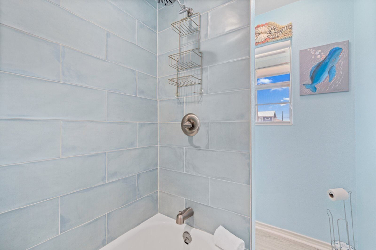 Bathroom 4, Moon Mirror Bay by Miss Kitty’s, Aransas