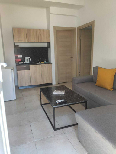 Others 2, Apartments Ariel