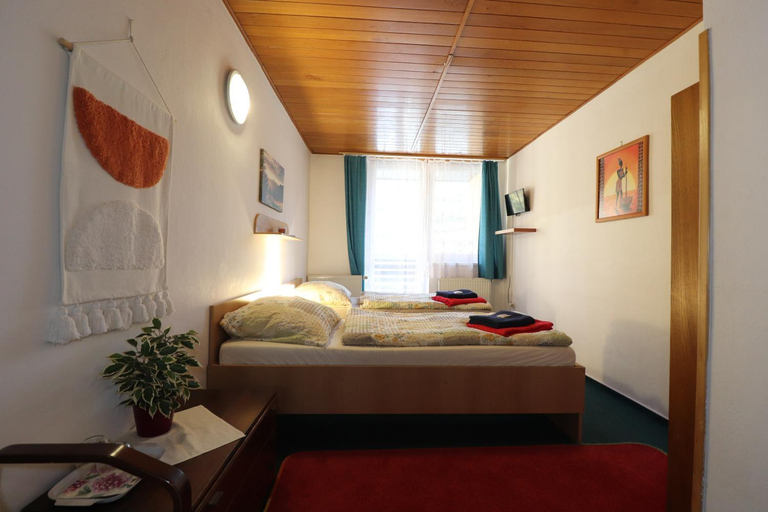 Bedroom 3, Penzion Tesak-CERNAVA, Kroměříž