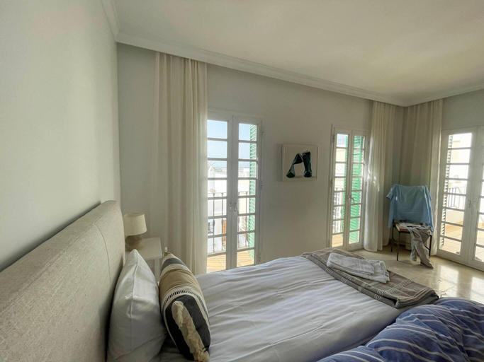 5, Luxury Townhouse Sea Views 10 Min from Puerto Bans, Málaga