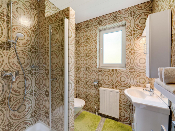 Bathroom 3, Apartment in Afritz near Ski Slopes, Villach Land