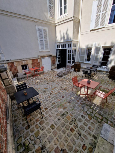 Facilities 4, Le Clos Guivet, Aube
