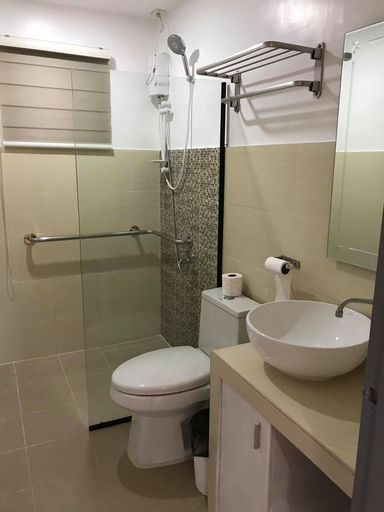 Bathroom 3, Serenity Farm and Resort by Hiverooms, Cebu City