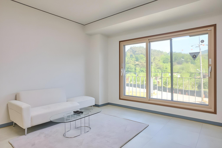 Bedroom 4, Yangyang Eunstay, Yangyang