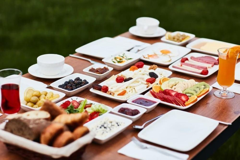 Food & Drinks 5, Ruwais Otel, Çeşme