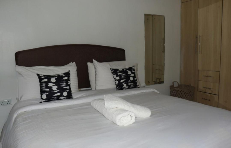 Bedroom 2, The Luxe Residence, Roysambu