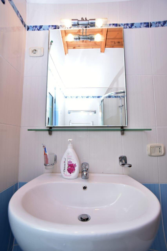 Bathroom 3, Countryside house, Vlorës