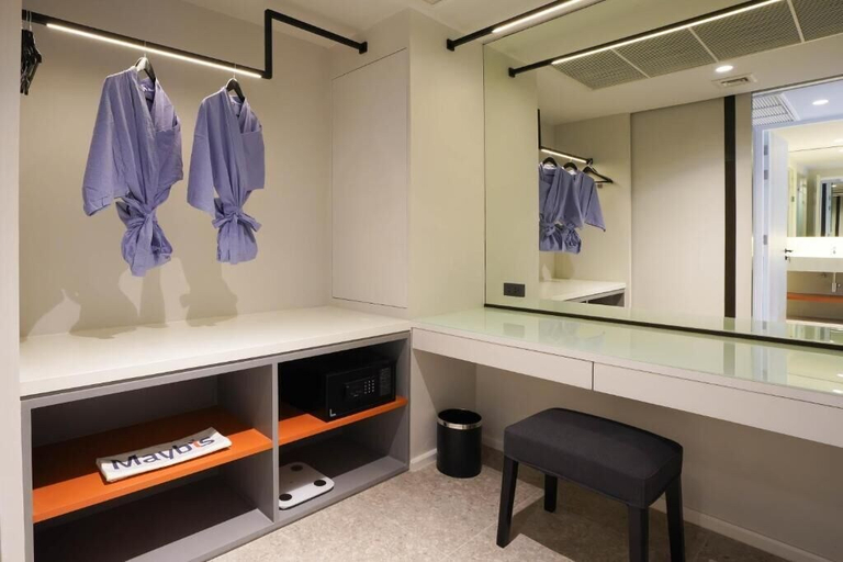 Bathroom 4, Maybis Hotel, Bang Phli