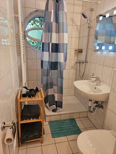 Bathroom 4, Wohnen am Bergkpark Bad Wilhelmshohe, Kassel