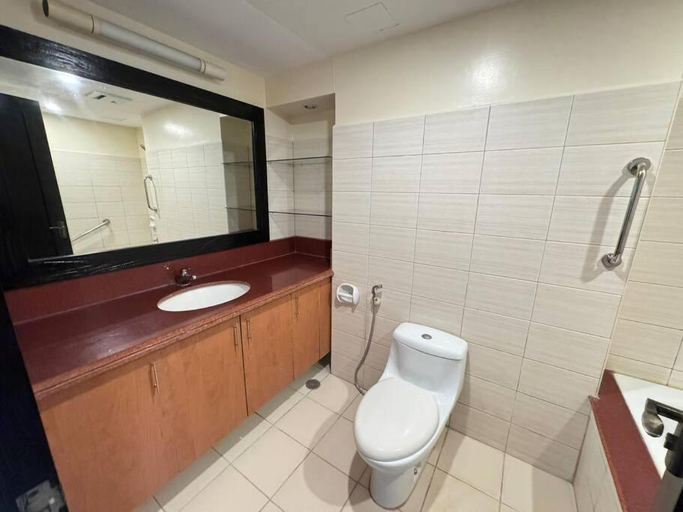 Bathroom 4, Alta Vista de Boracay Hotel, Malay