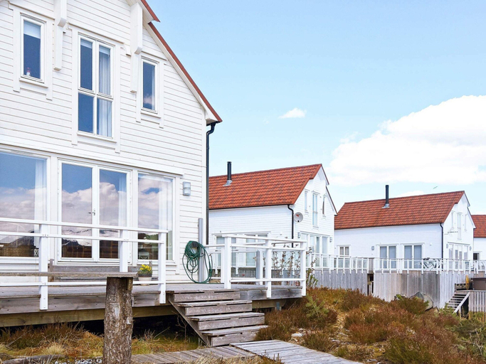 Exterior & Views 2, Holiday Home in Gurskøy, Herøy