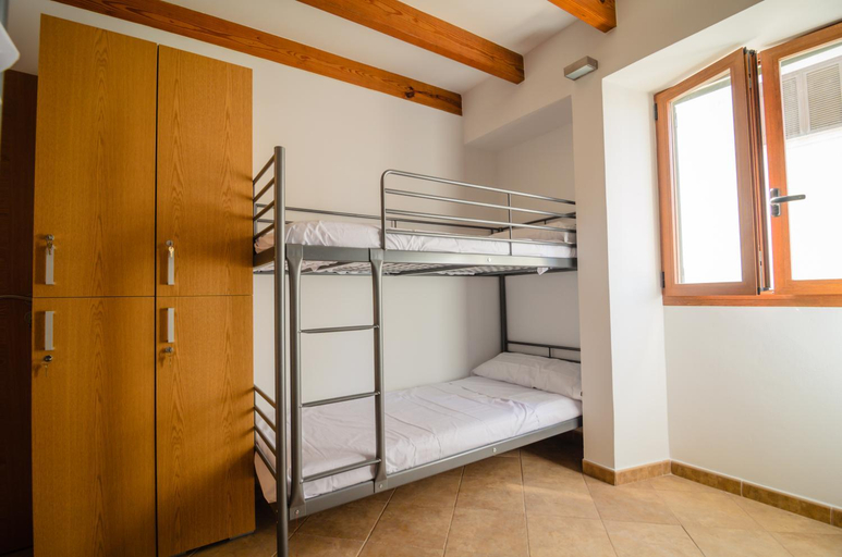 Bedroom 3, Embat Hostel, Baleares