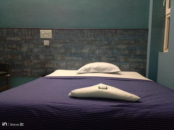 Bedroom 2, S M Mansion, Chennai