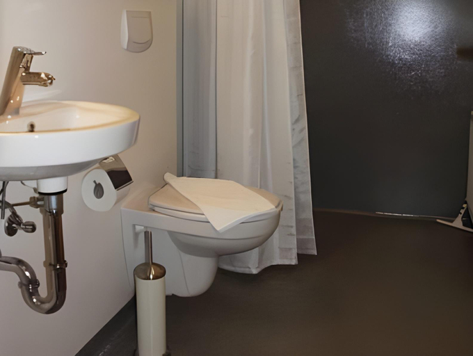 Bathroom 2, Hofn Inn Guesthouse, Sveitarfélagið Hornafjörður