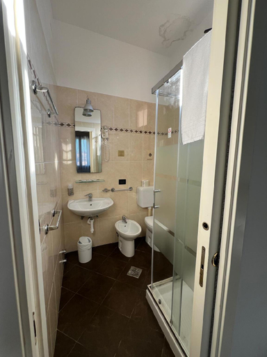 Bathroom 3, Cristallo, Venezia