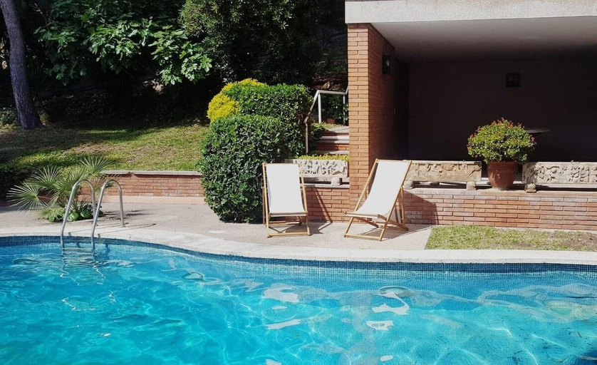 Sport & Beauty 2, Villa mar y montaña, Barcelona