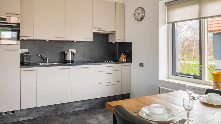 Private kitchen 5, Dormio Waterpark Langelille, Lemsterland