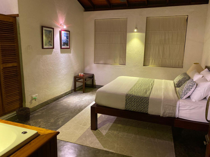 Bedroom 5, Tibline by Gotravelfix, Medadumbara