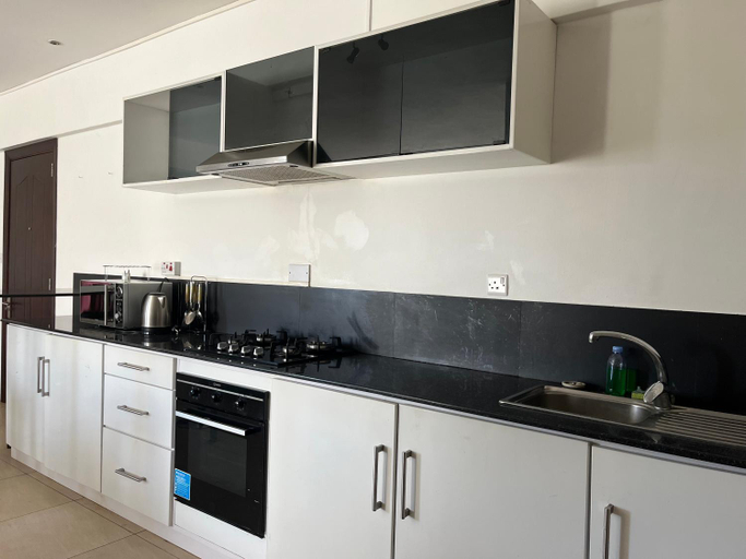 Kitchen 2, Fortuna Beach, Black River