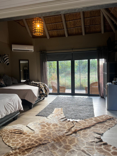 Bedroom 3, Simba Safaris African Pride Exotic Lodge, Waterberg