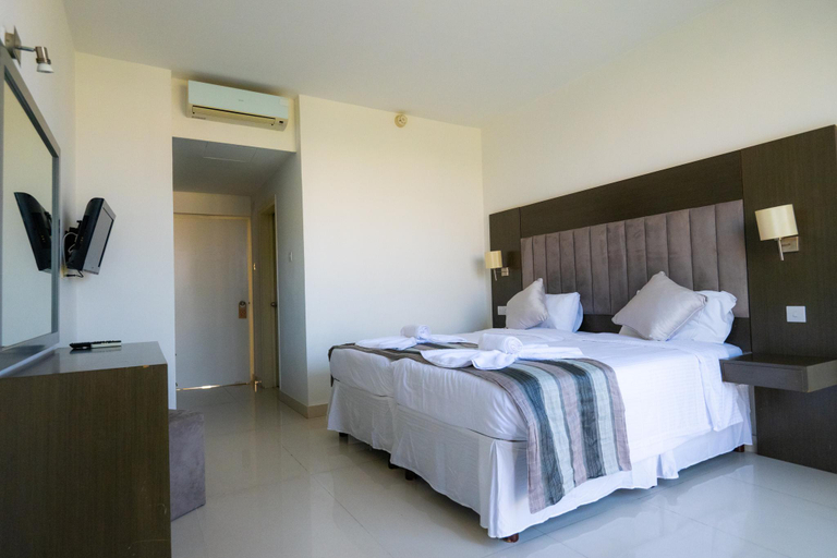Bedroom 2, Hotel Napa Tsokkos