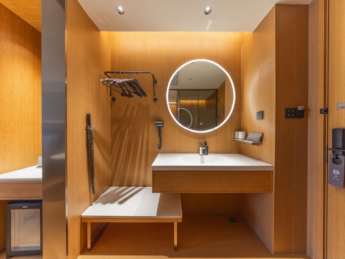 Bathroom 3, Ji Hotel Lanzhou Dongfanghong Plaza Wanxiangcheng, Lanzhou