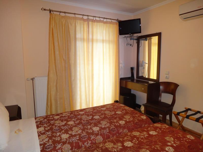 Others 5, Palatino Rooms, Central Greece