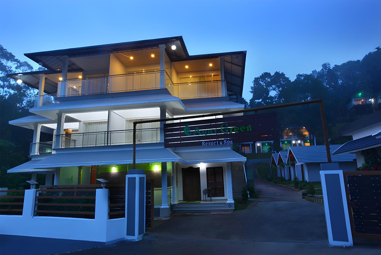 Exterior & Views