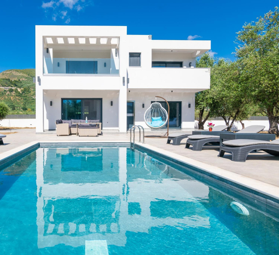Sport & Beauty, Grande Amore Villa, Ionian Islands