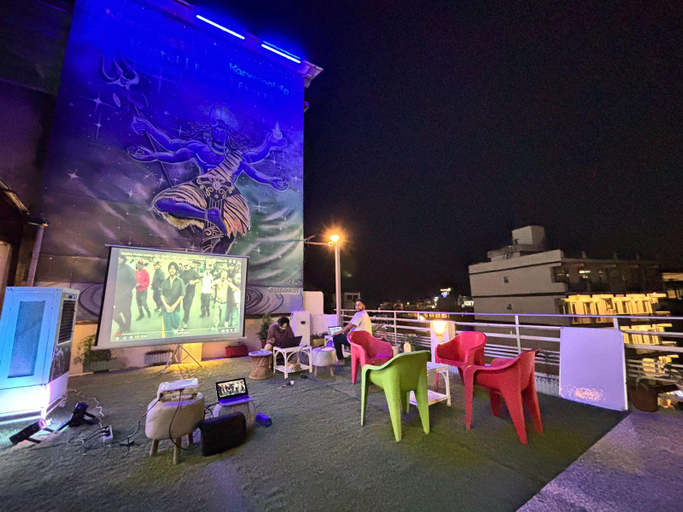 Food & Drinks 4, Urban Loft Hostel, Garhwal