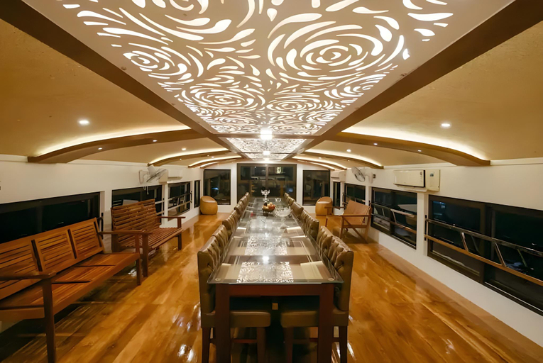 Food & Drinks 5, 5 Bedroom A/c Private Houseboat With All Meals, Alappuzha