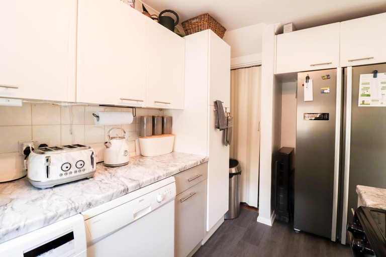 Facilities 3, Polperro House - Chic & Stylish Home, London