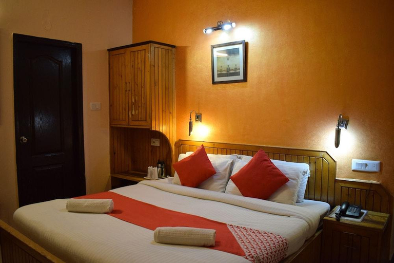 Bedroom 2, Hotel Aachman Regency, Shimla