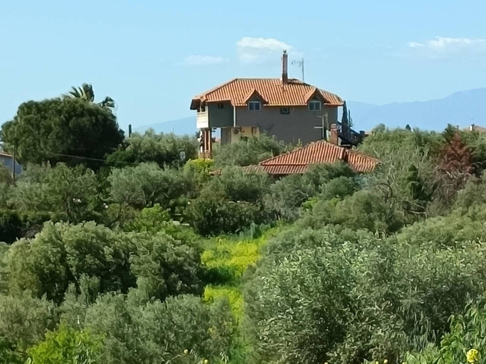 Others 4, Attic Paradise, Central Macedonia